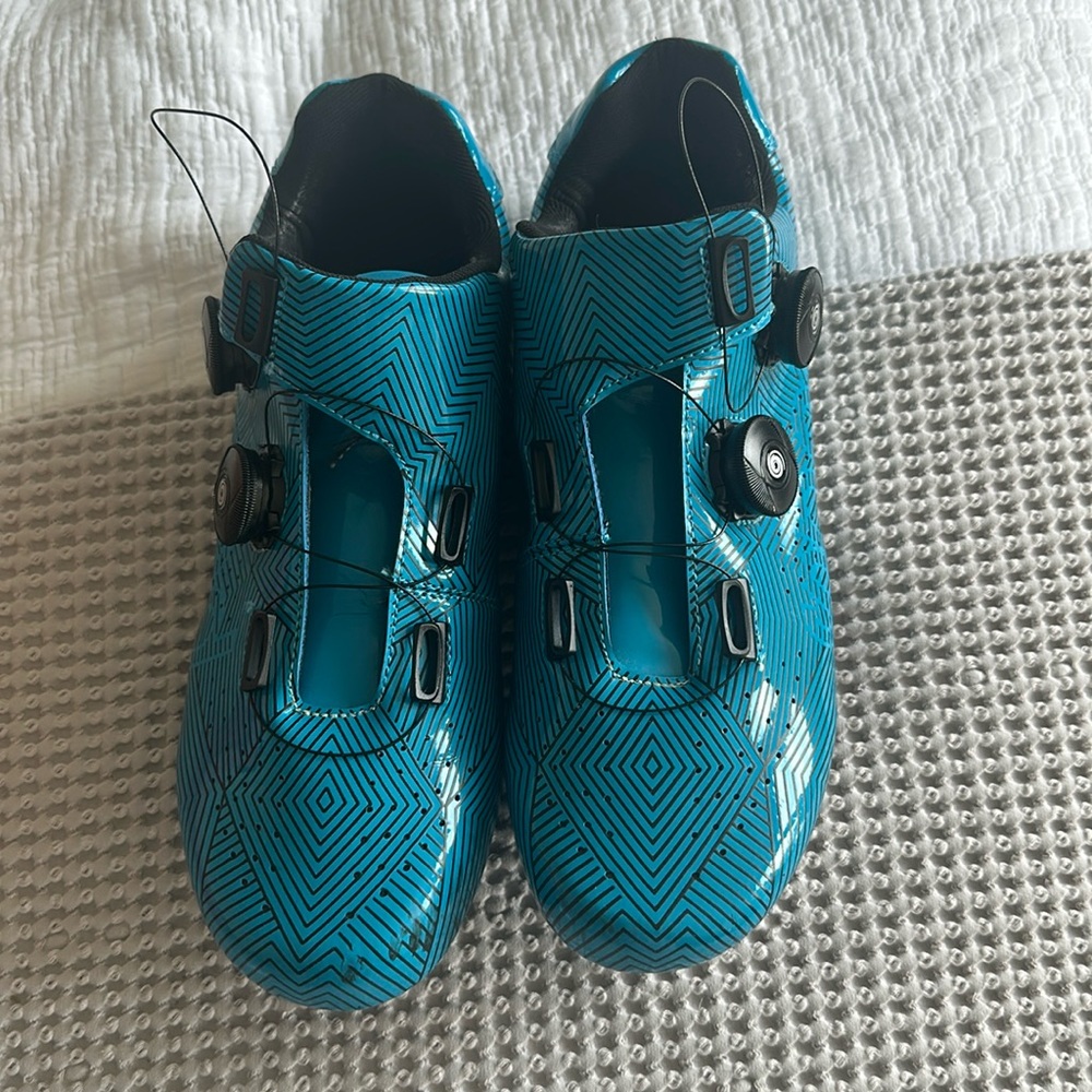 Betoosen Indoor Bike Shoes